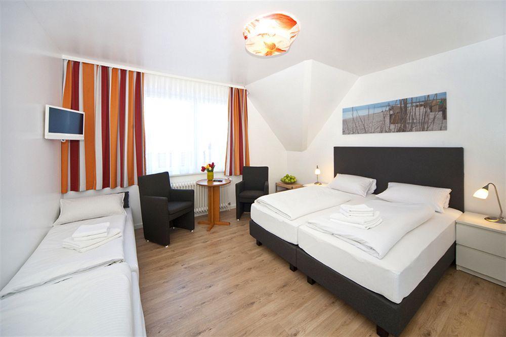 Hotel Meerzeit Scharbeutz Bagian luar foto