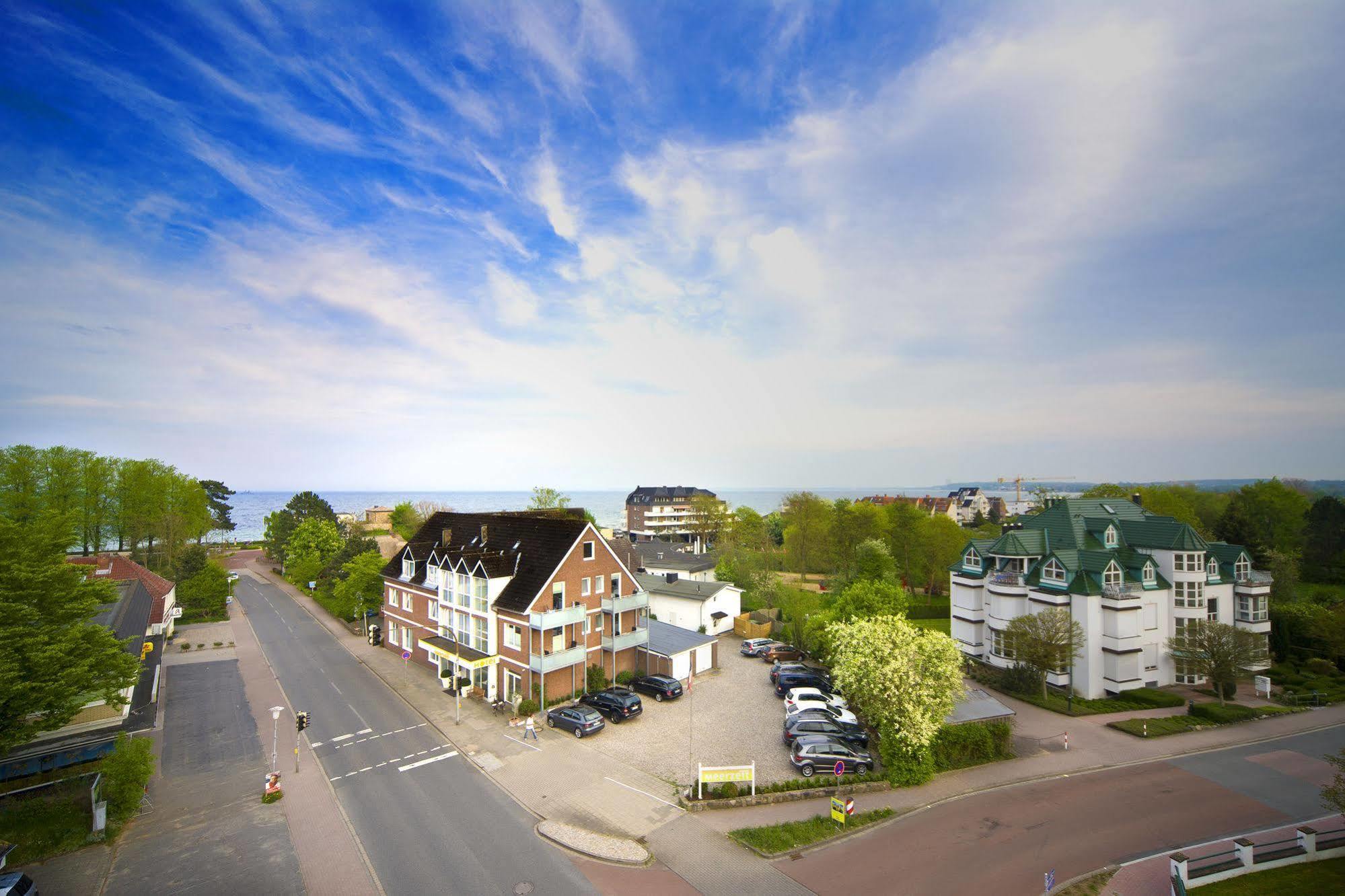 Hotel Meerzeit Scharbeutz Bagian luar foto